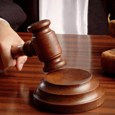 Arbitramento y representación judicial y extrajudicial en materia administrativa